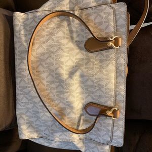 Authentic Michael Kors purse